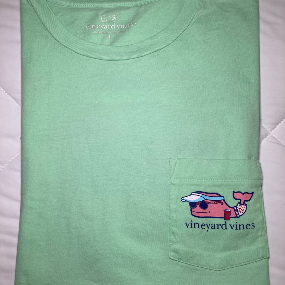 Vineyard Vines Green T-Shirt Men’s Large NWOT